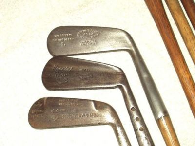 Starožitné golfové hole